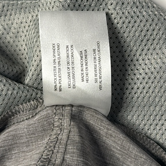 Mens Eddie Bauer Shorts gray Size XL  Stretch Water Repel  the tag is missing - Picture 10 of 10